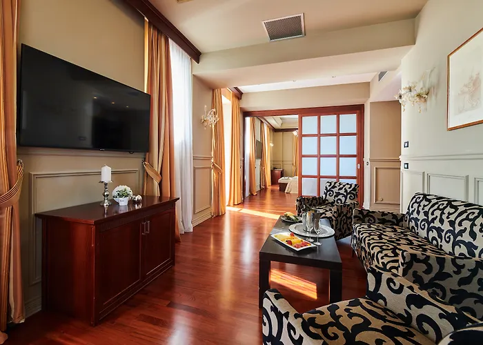 Bo Palazzo Готель 4*