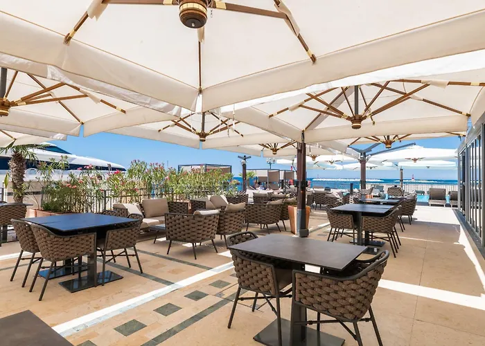 Bo Palazzo Готель 4*