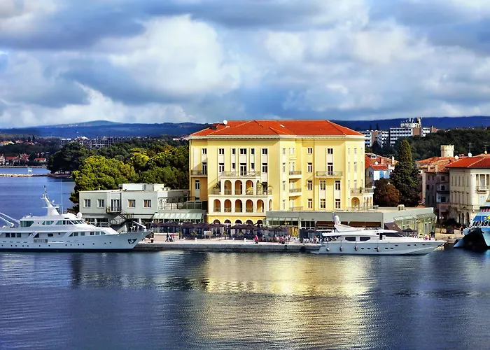 Bo Palazzo Ξενοδοχείο 4*